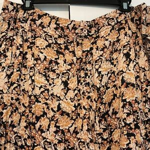 Anthropologie floral pleated pants in size 18W